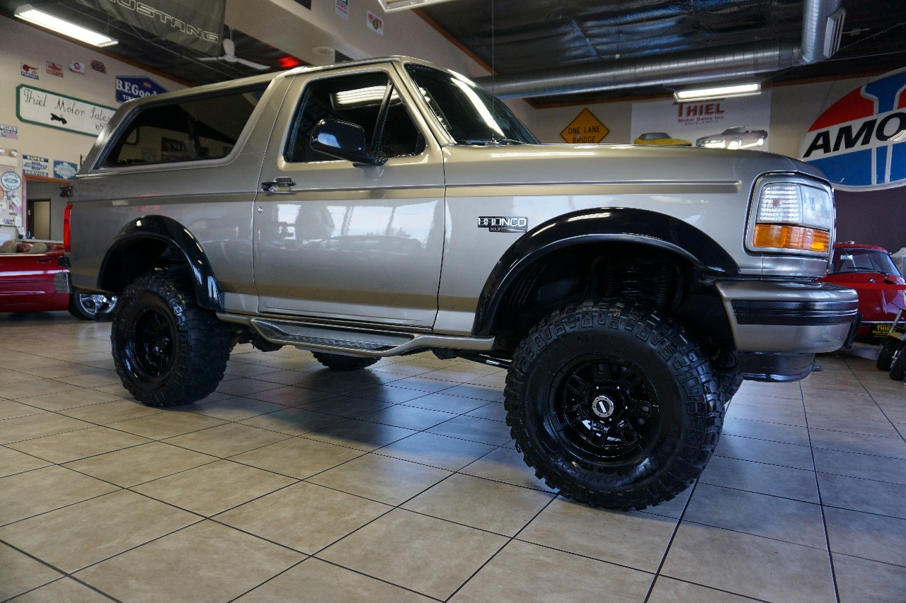 Ford Bronco  1996