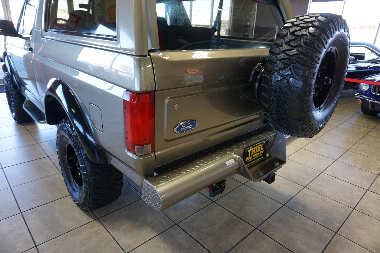 Ford Bronco  1996
