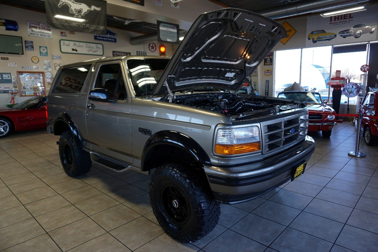 Ford Bronco  1996