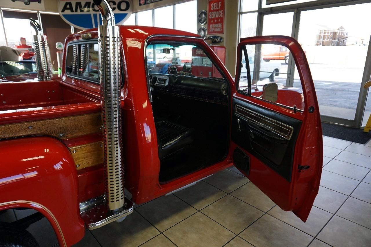 Dodge Lil Red Truck Express  1979