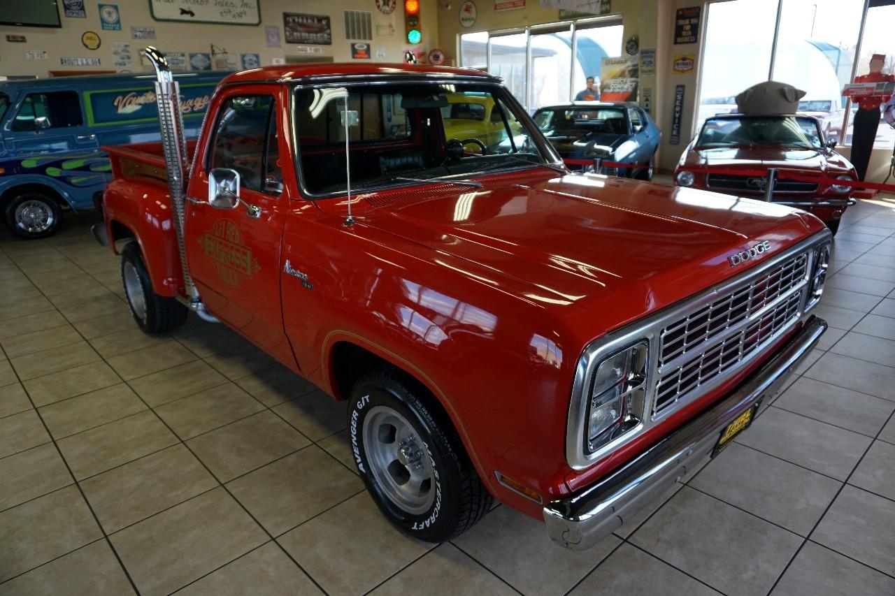 Dodge Lil Red Truck Express  1979