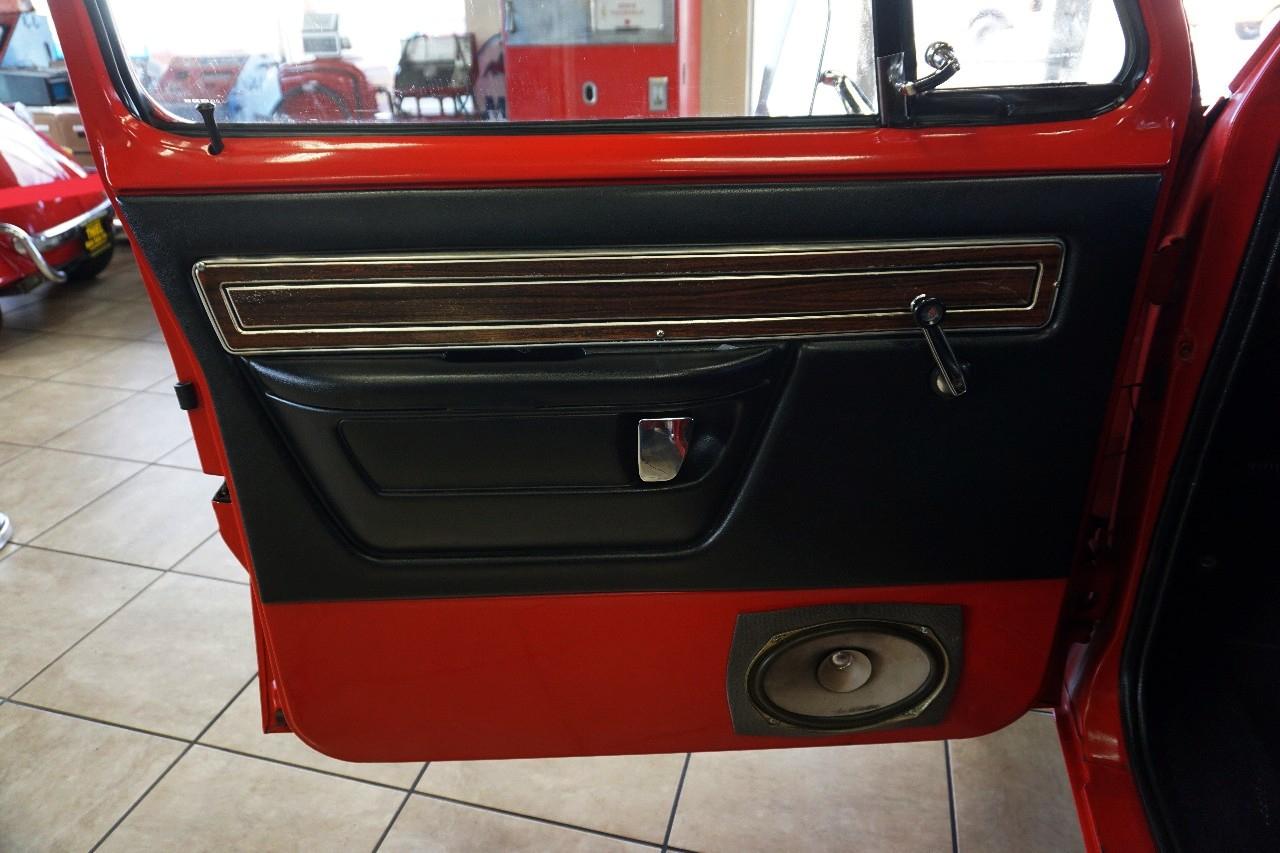 Dodge Lil Red Truck Express  1979