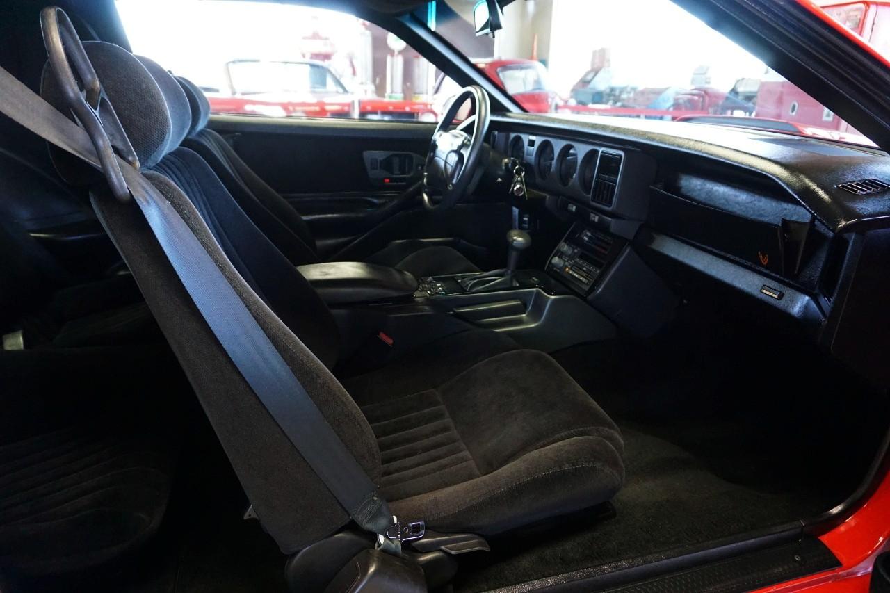 Pontiac Firebird  1991