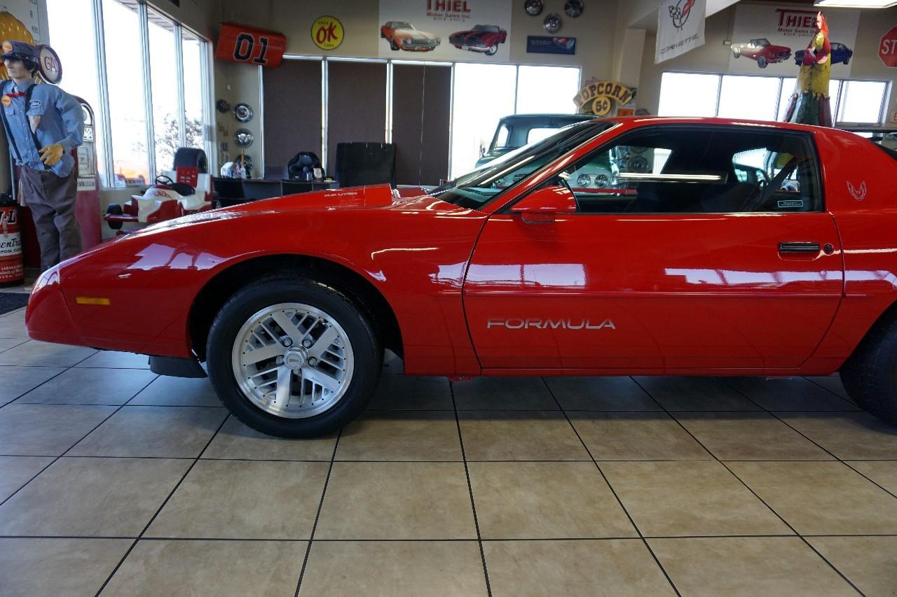 Pontiac Firebird  1991