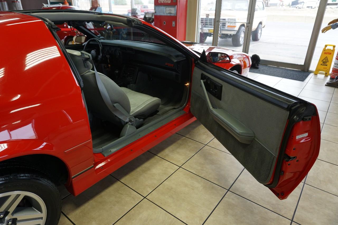 Chevrolet Camaro  1987