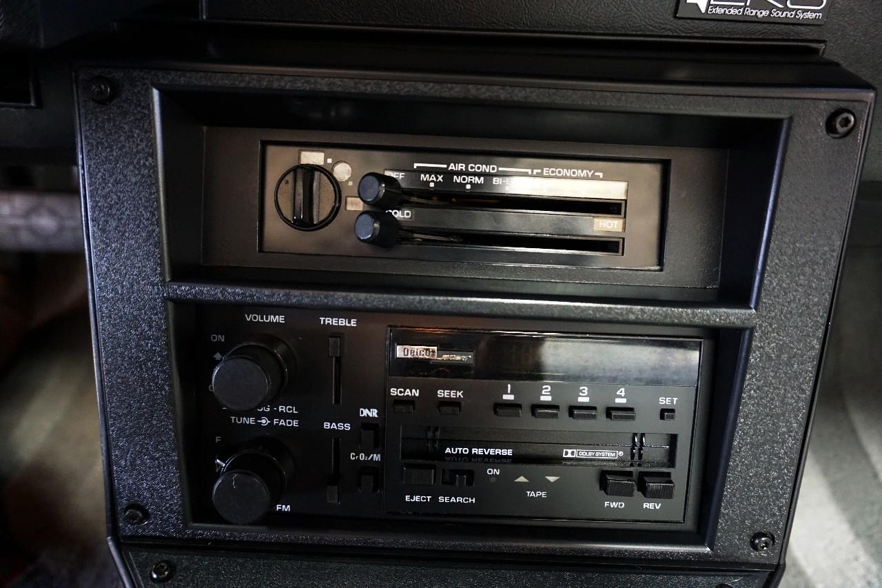 Chevrolet Camaro  1987