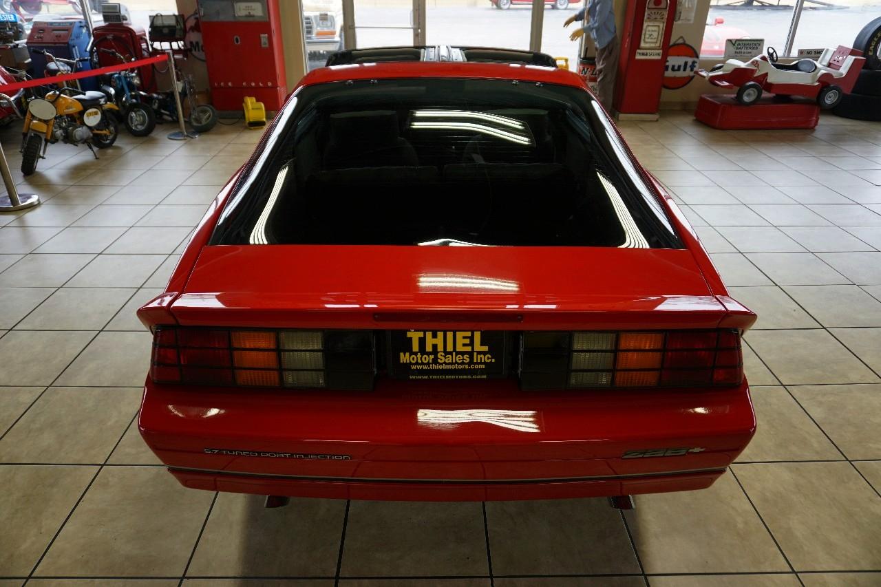 Chevrolet Camaro  1987