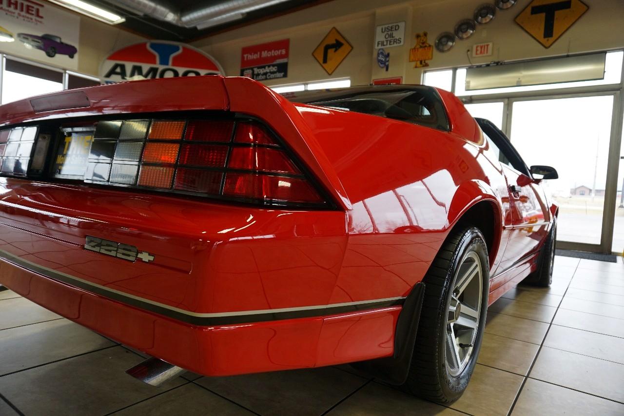 Chevrolet Camaro  1987