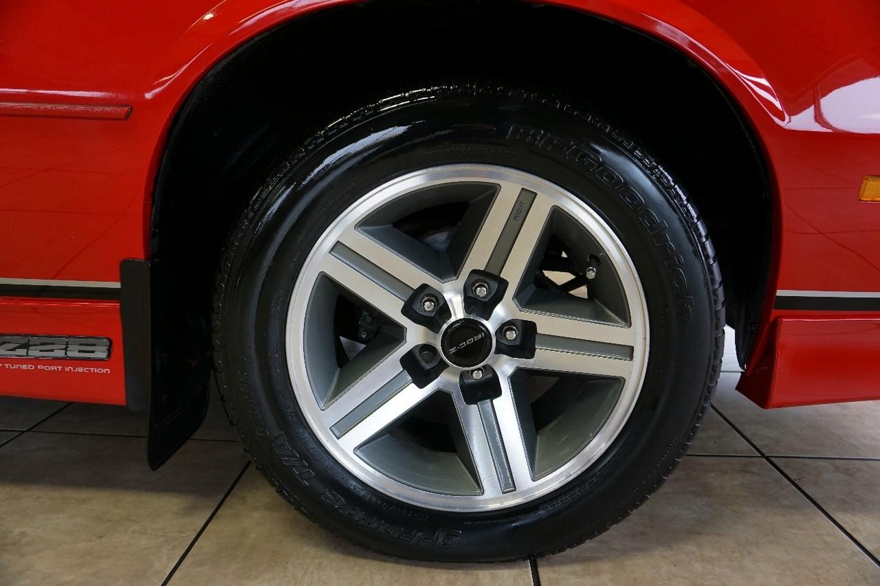 Chevrolet Camaro  1987