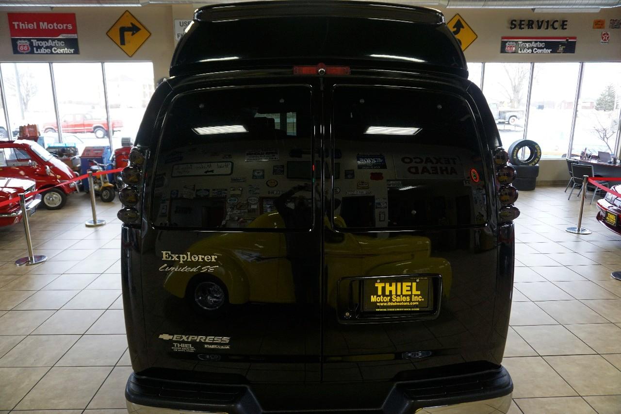 Chevrolet Express  2012