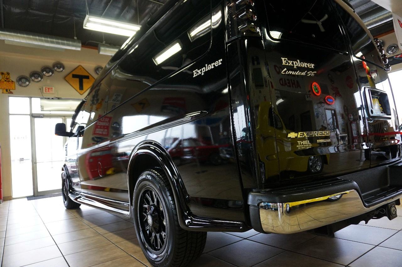 Chevrolet Express  2012