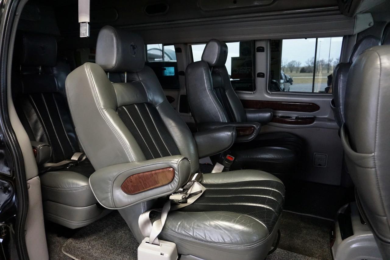 Chevrolet Express  2012