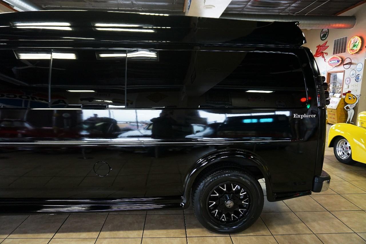 Chevrolet Express  2012