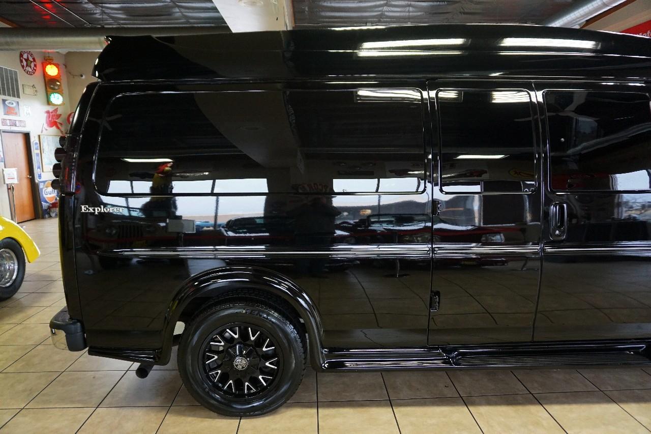 Chevrolet Express  2012