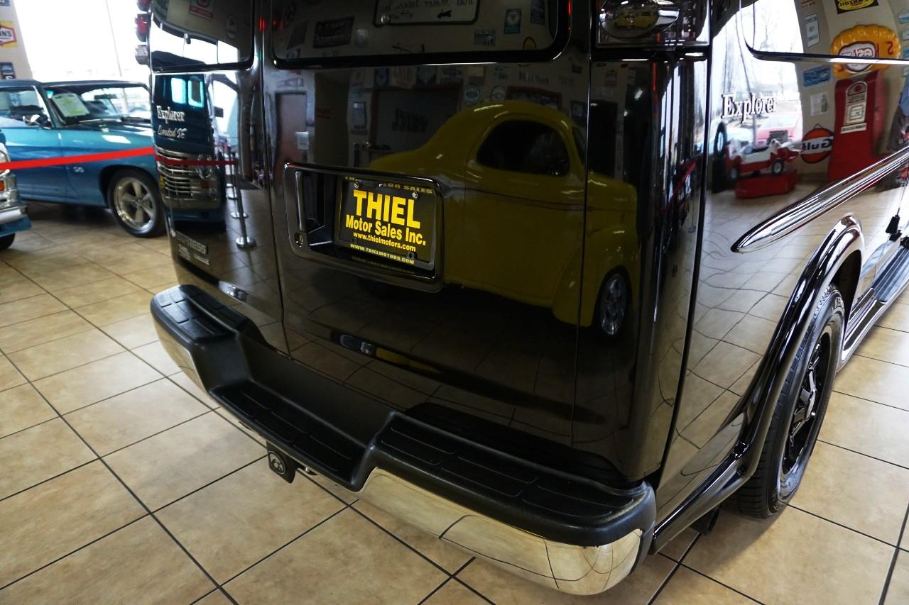 Chevrolet Express  2012