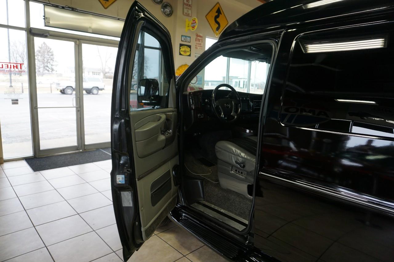 Chevrolet Express  2012