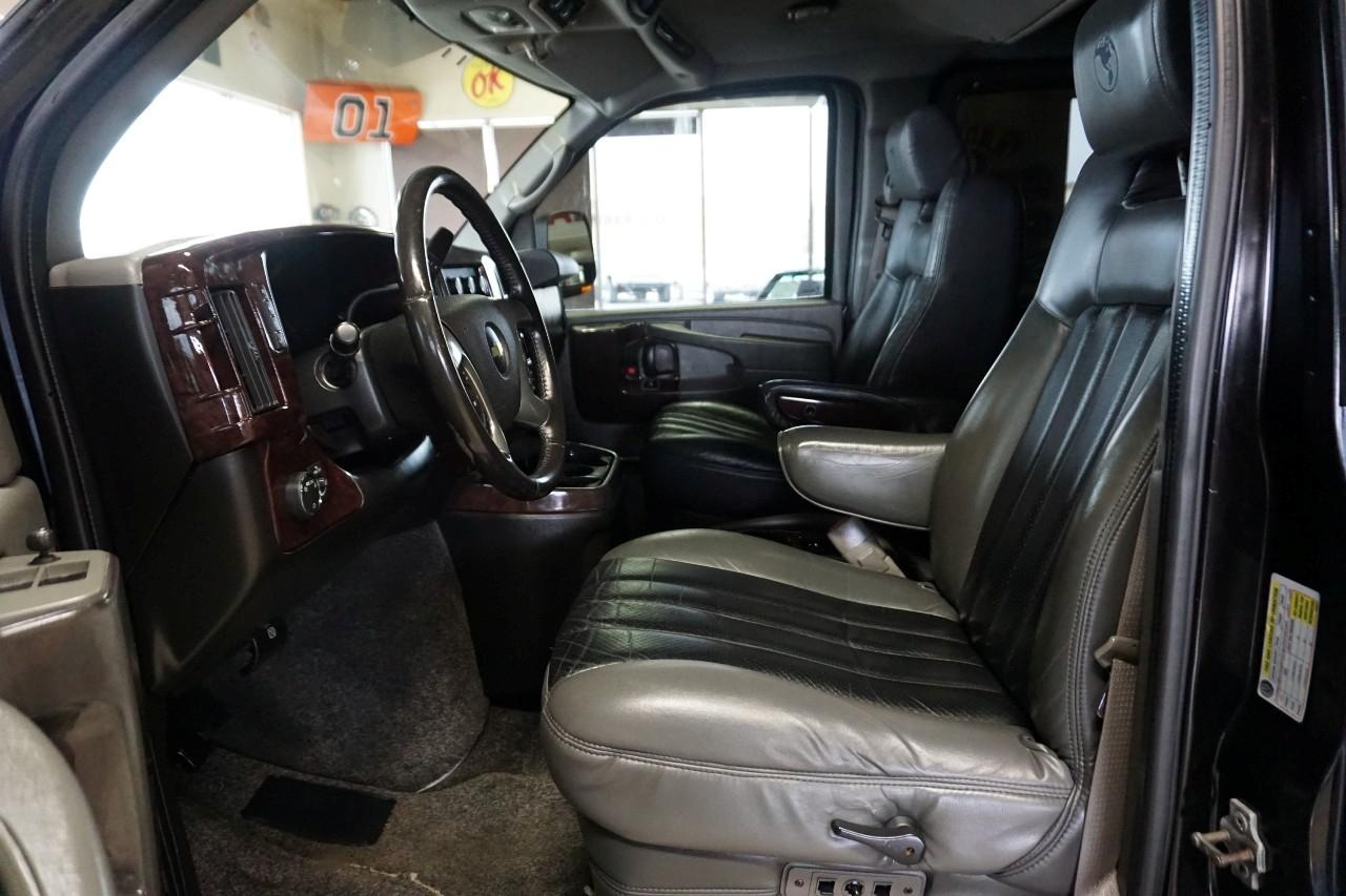 Chevrolet Express  2012