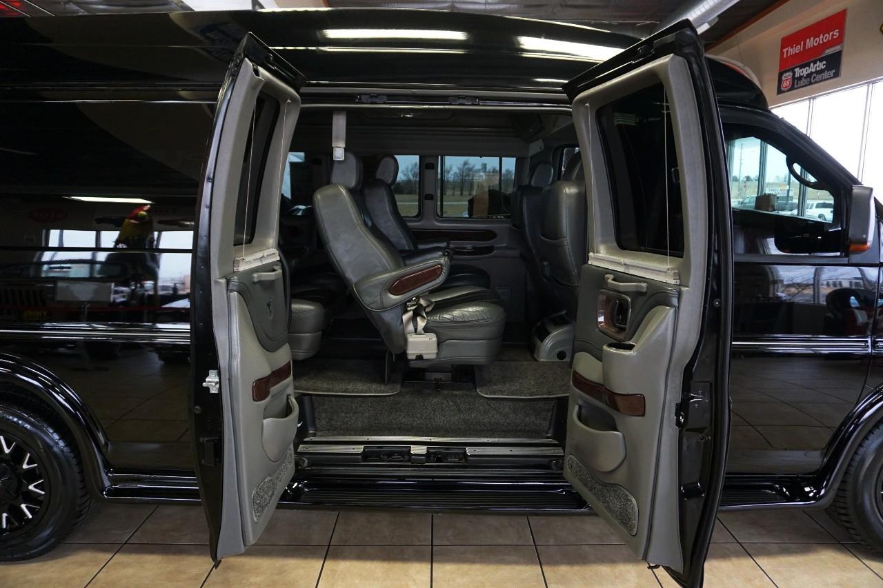 Chevrolet Express  2012