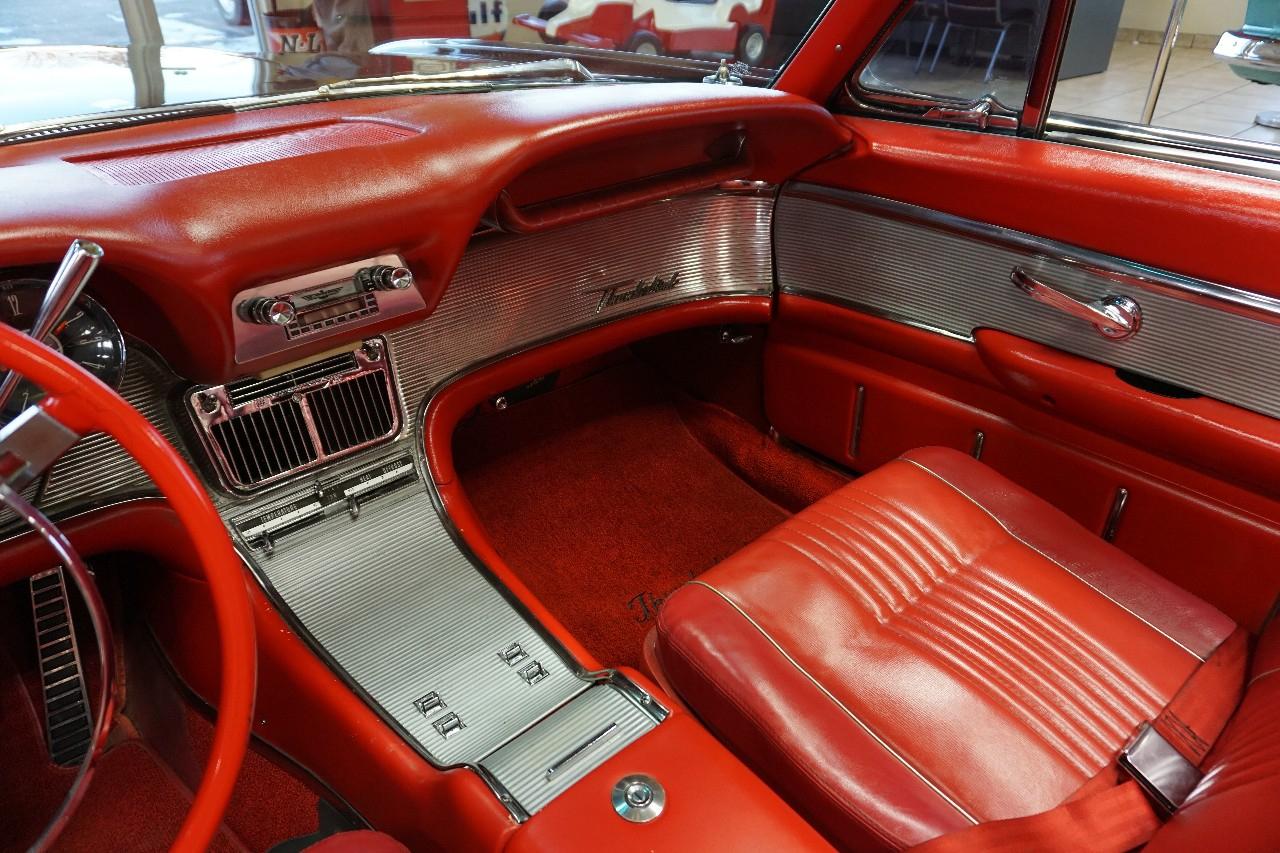 Ford Thunderbird  1963