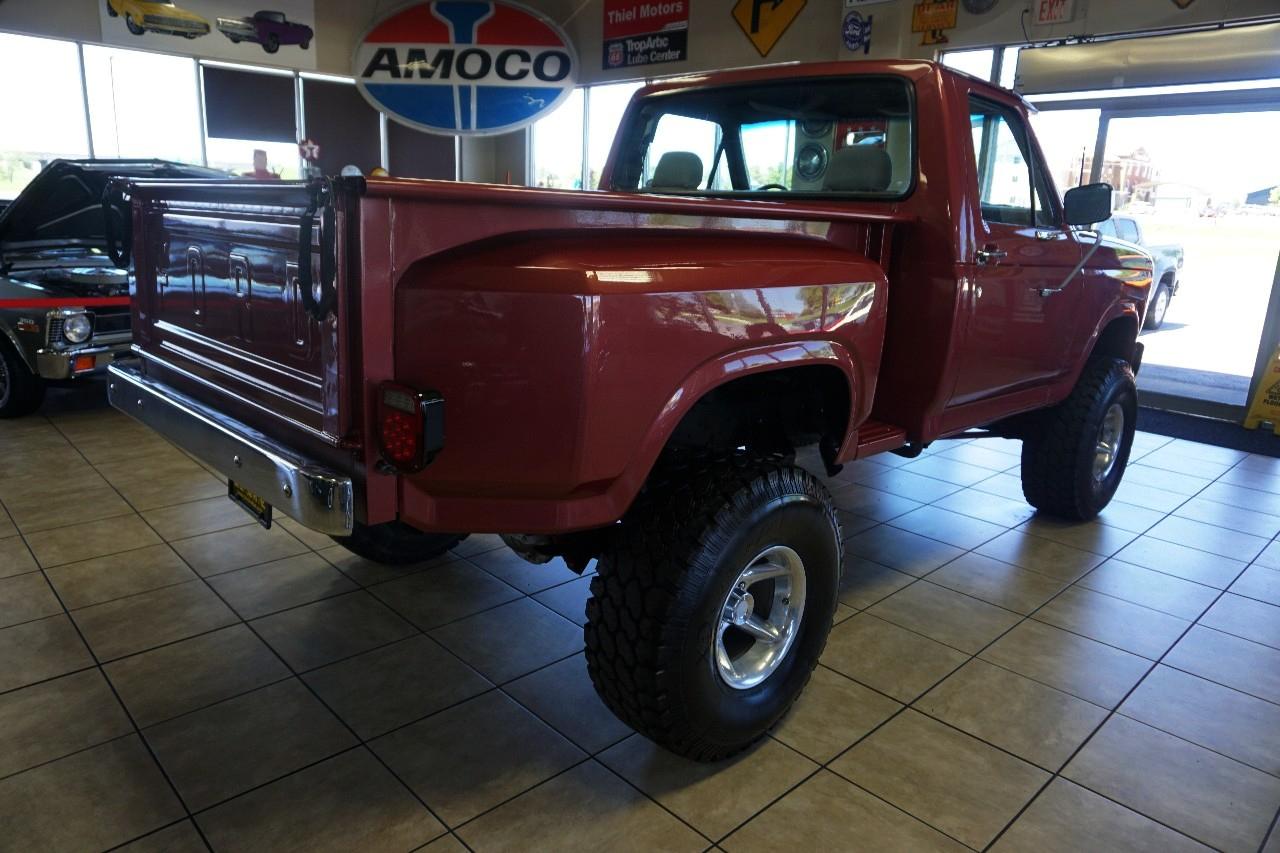Ford F-150  1984