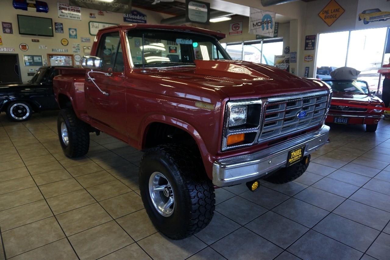 Ford F-150  1984