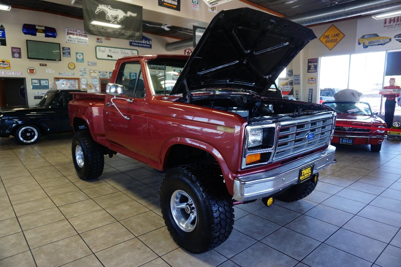 Ford F-150  1984