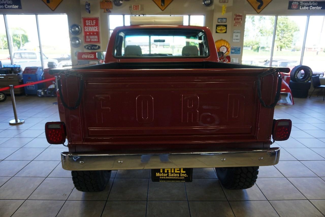 Ford F-150  1984