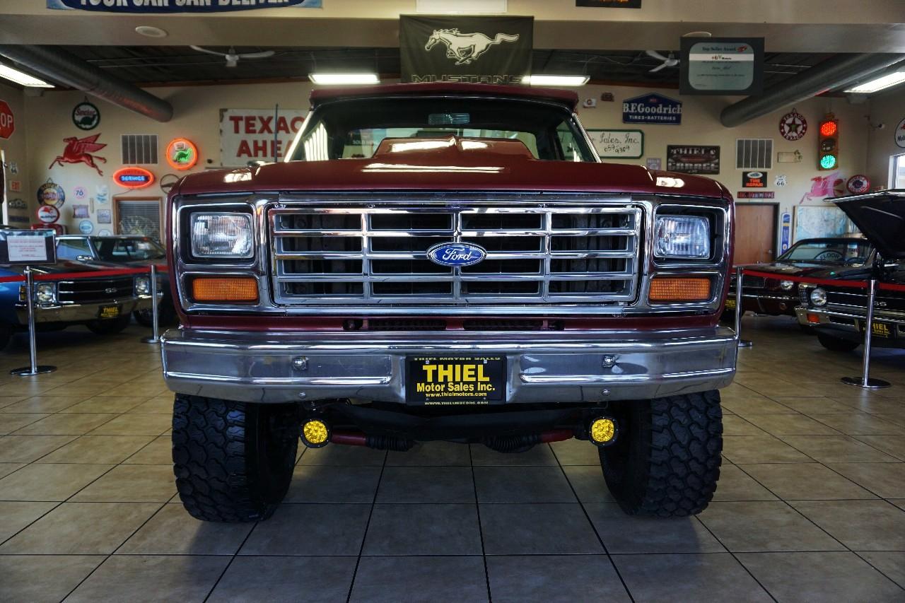 Ford F-150  1984