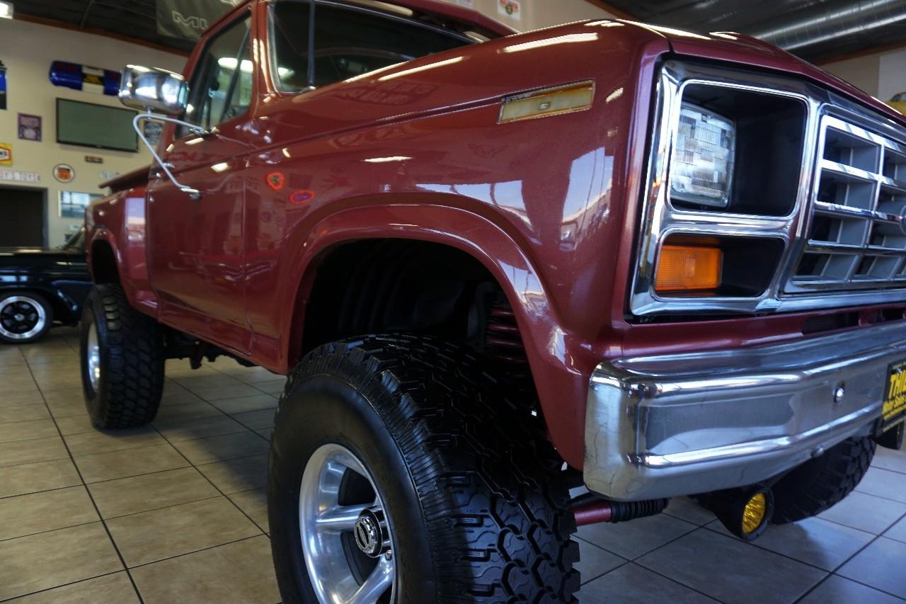 Ford F-150  1984