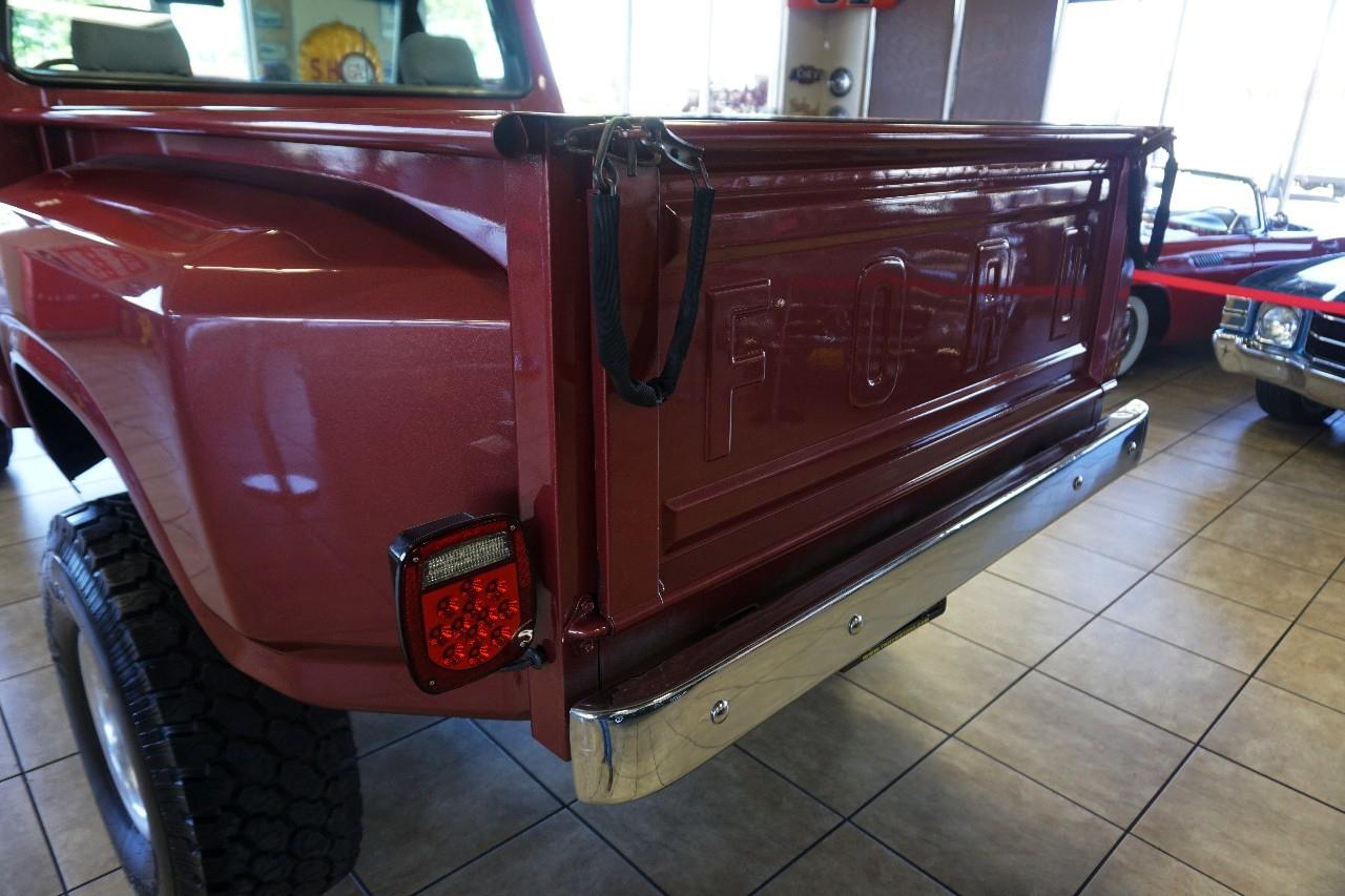 Ford F-150  1984