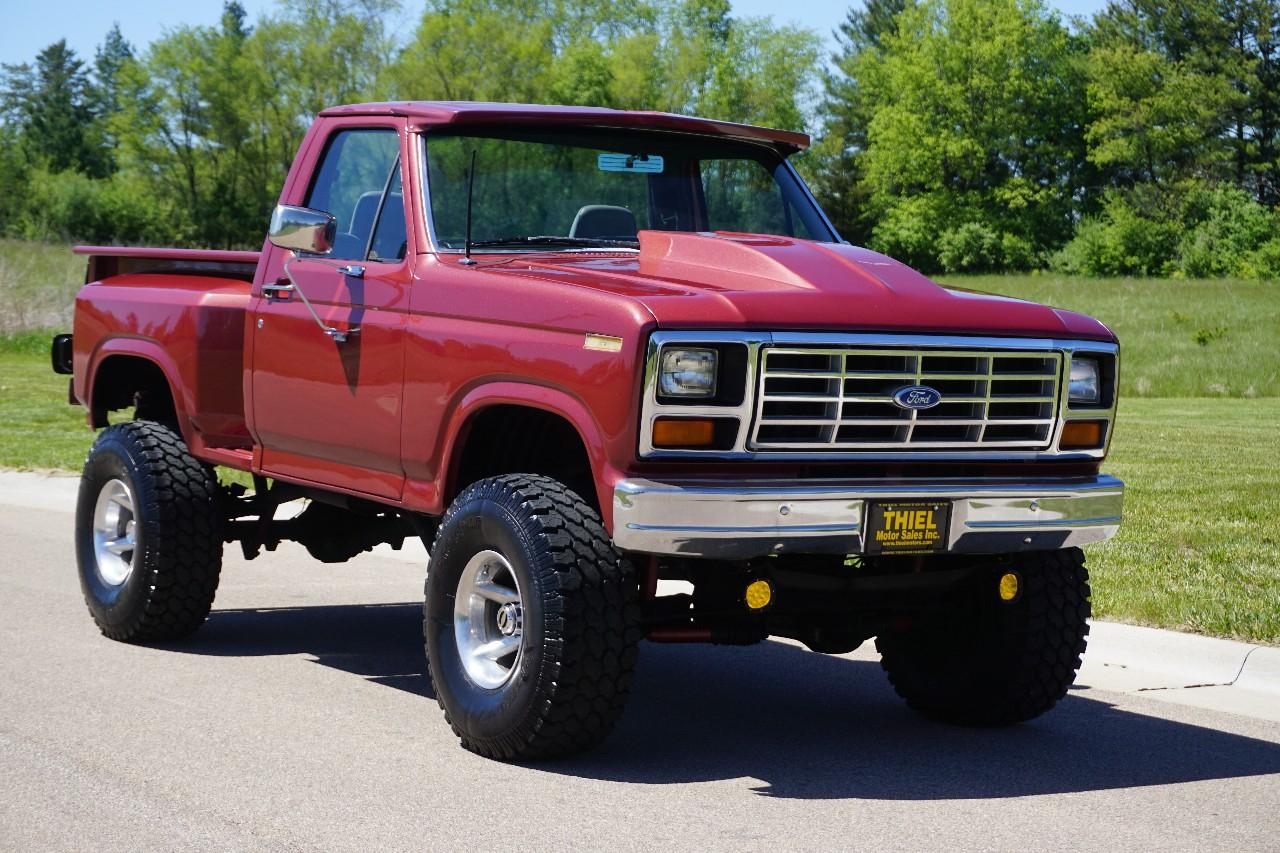 Ford F-150  1984