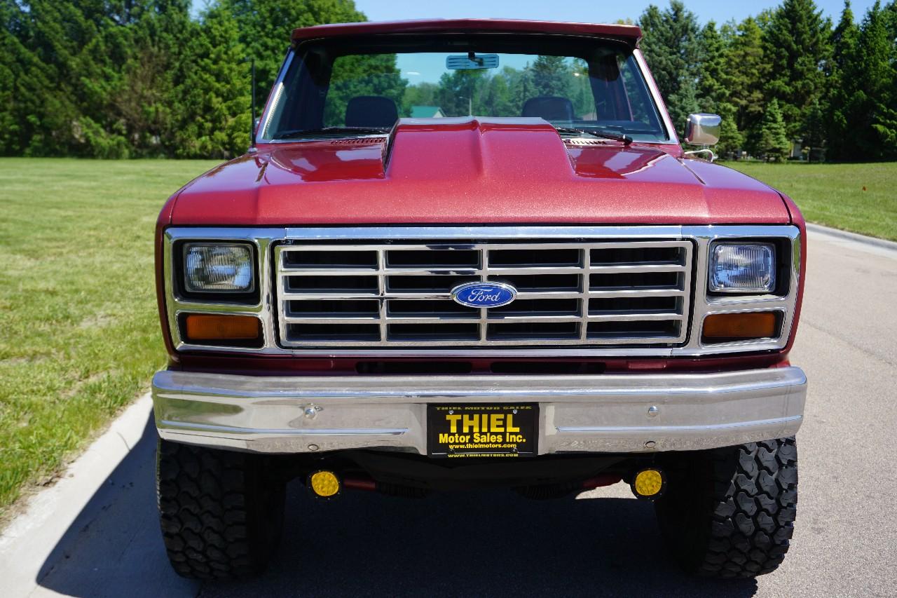 Ford F-150  1984