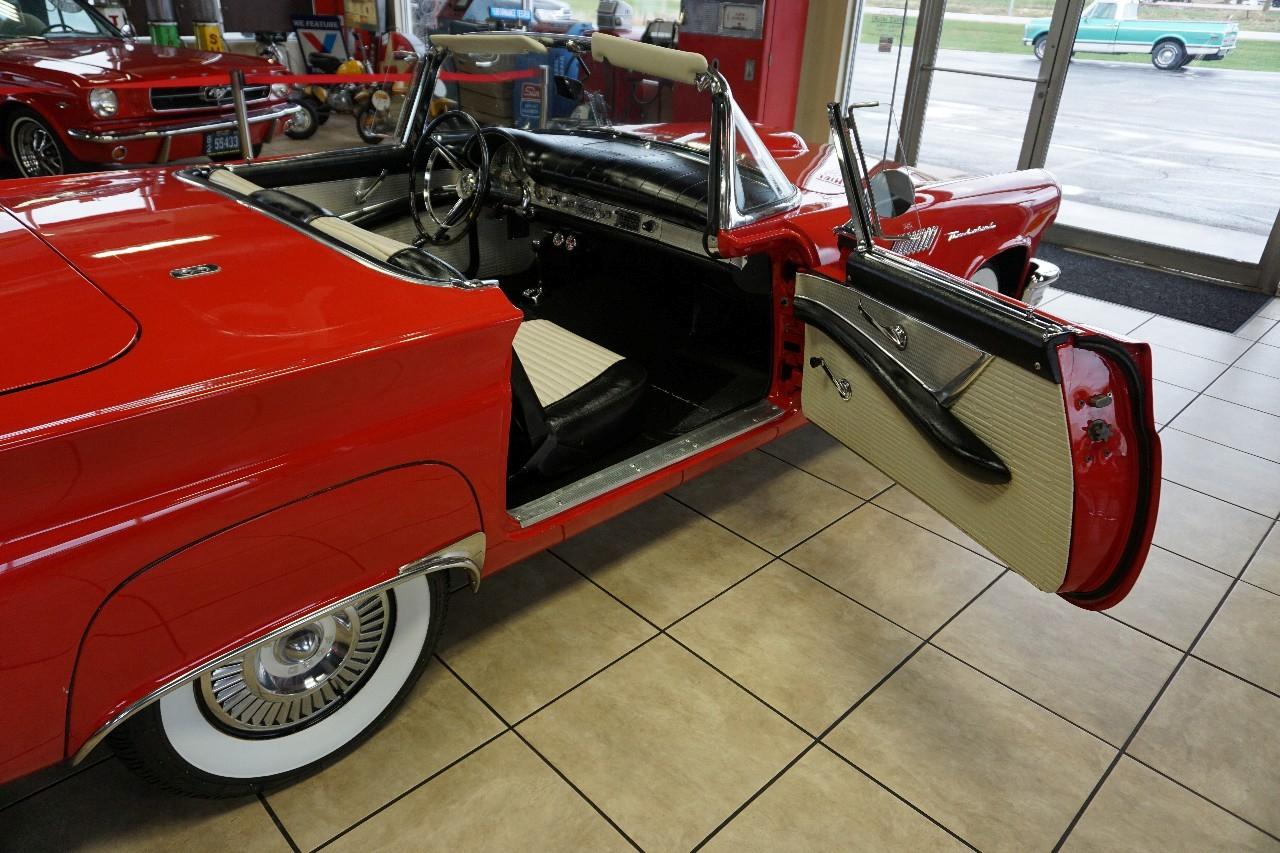 Ford Thunderbird  1957