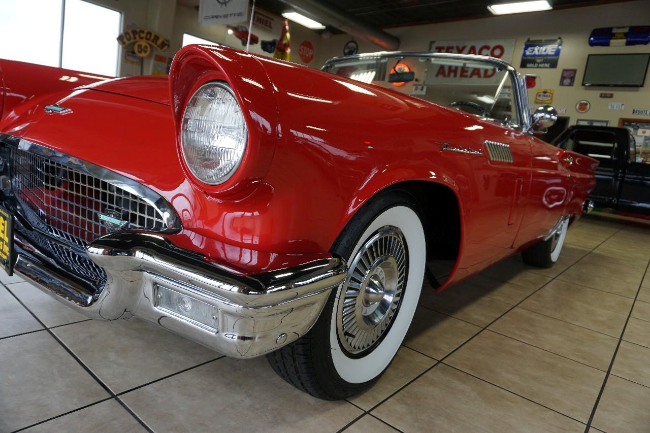 Ford Thunderbird  1957