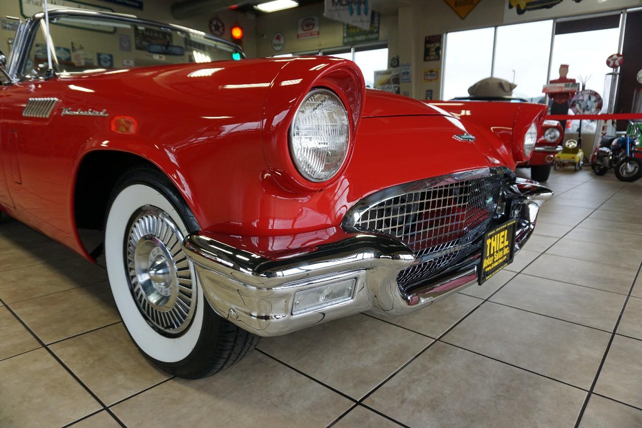 Ford Thunderbird  1957