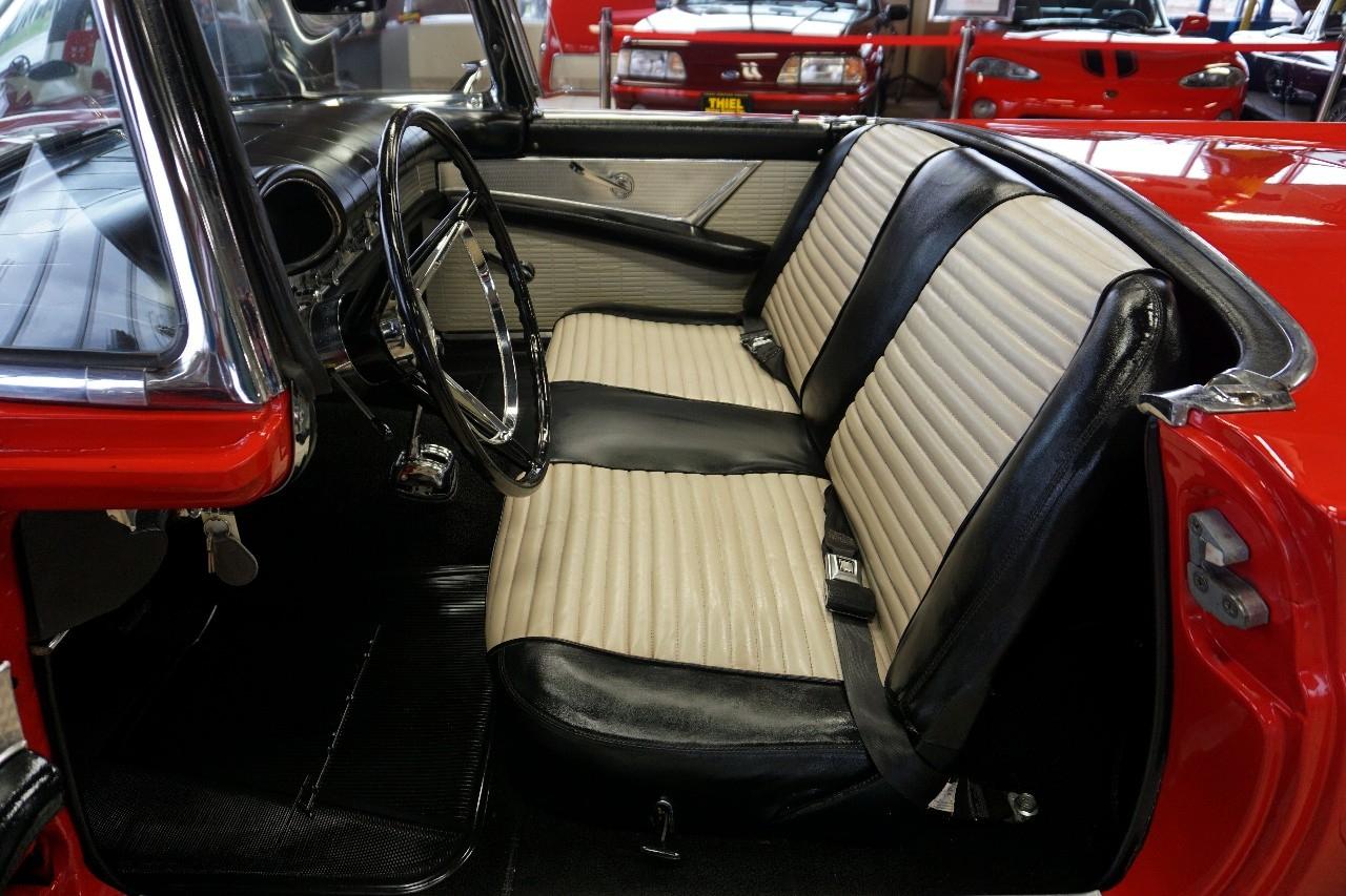 Ford Thunderbird  1957