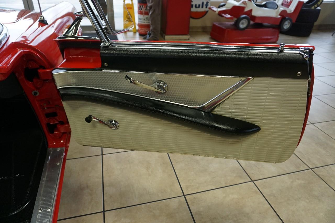 Ford Thunderbird  1957