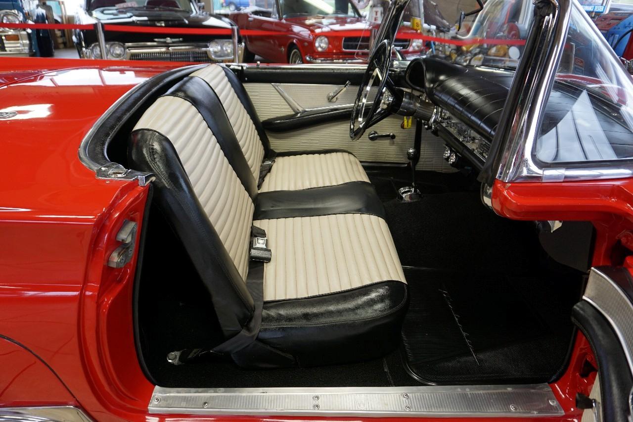 Ford Thunderbird  1957