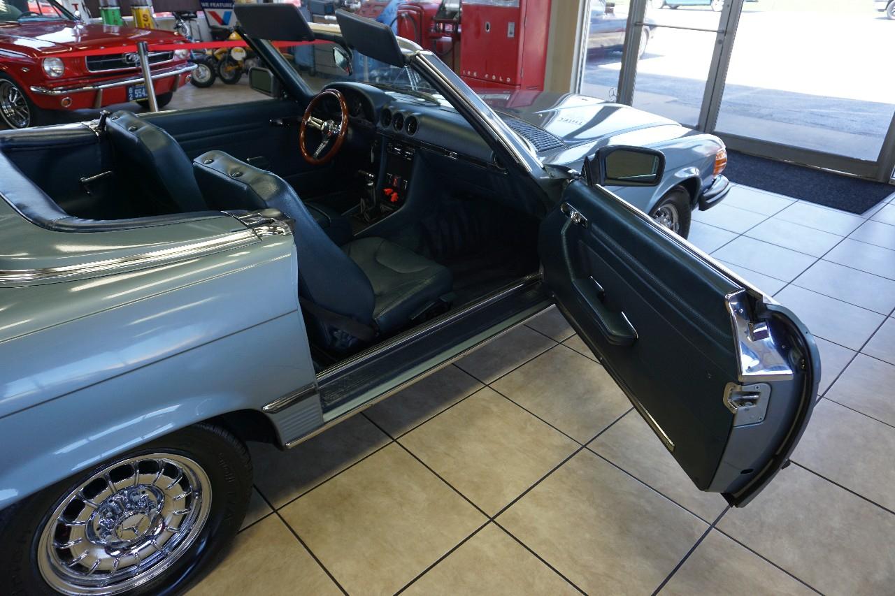 Mercedes-Benz 450 SL  1979