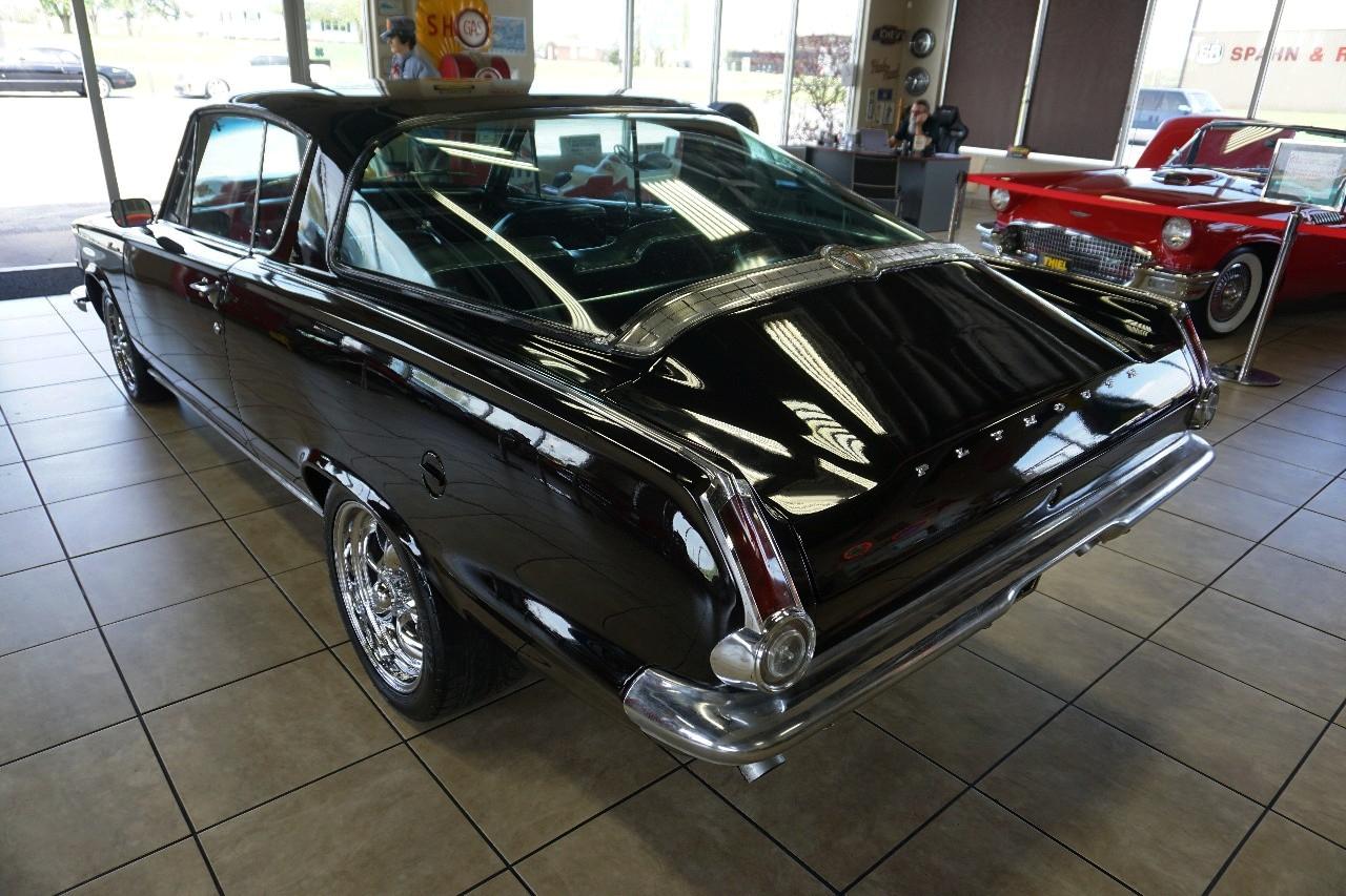 Plymouth Barracuda  1965