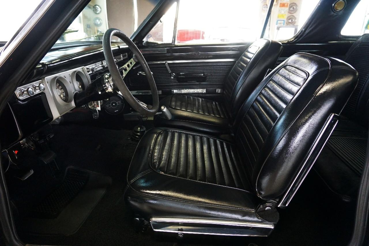 Plymouth Barracuda  1965