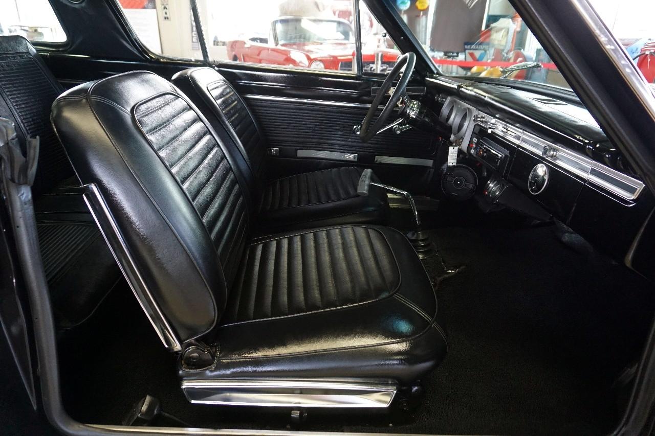 Plymouth Barracuda  1965