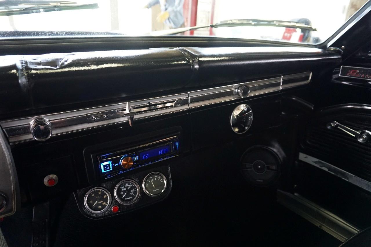 Plymouth Barracuda  1965