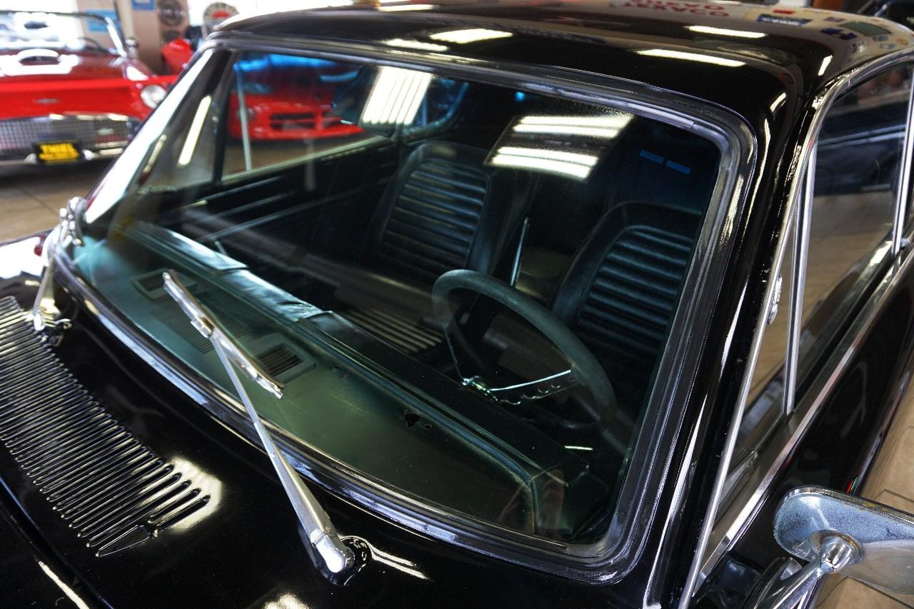 Plymouth Barracuda  1965