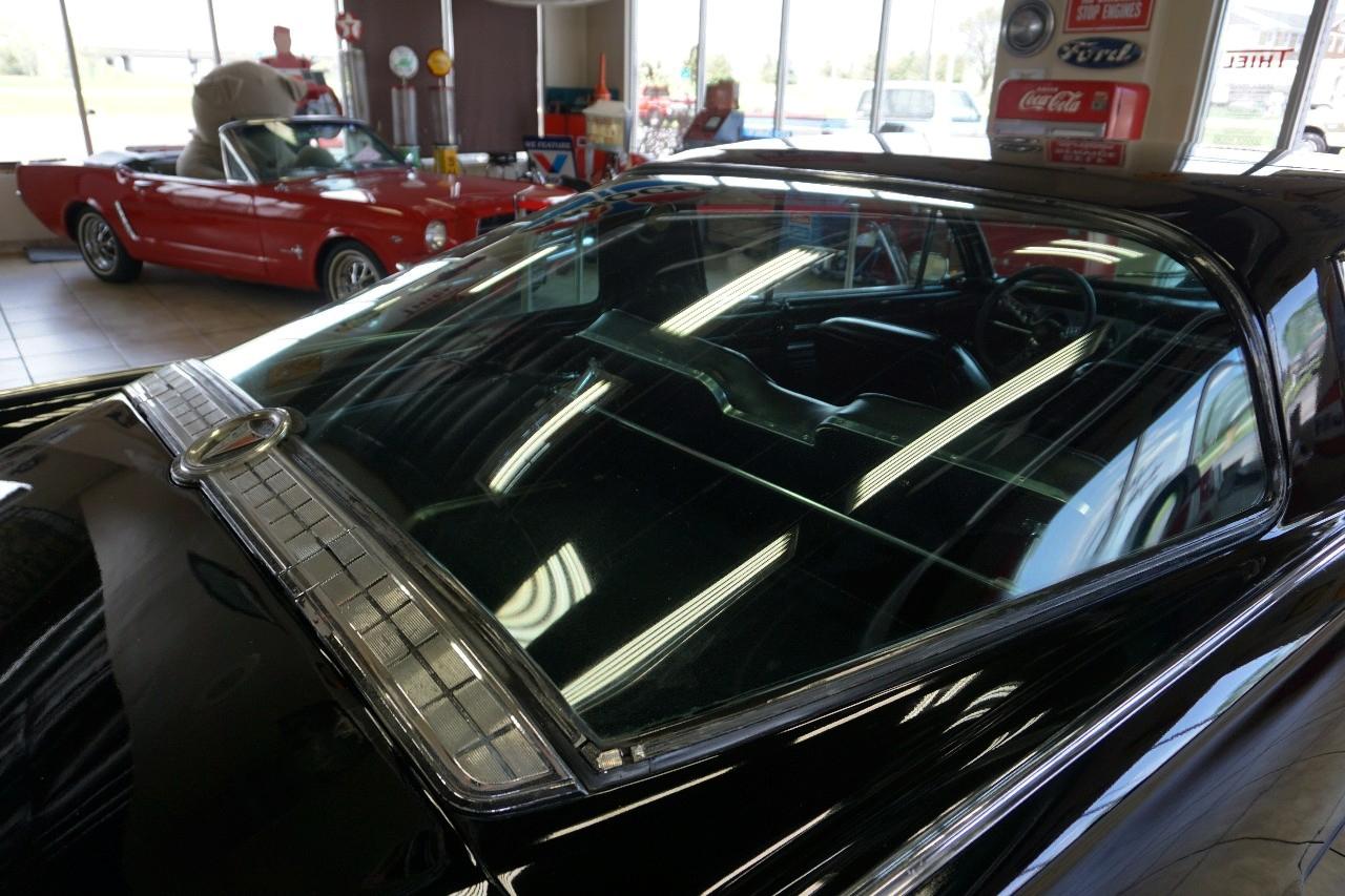 Plymouth Barracuda  1965