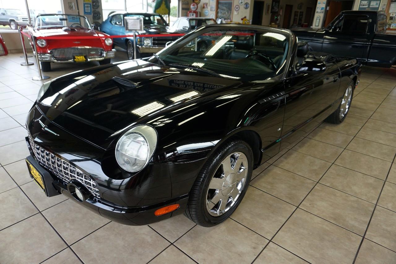 Ford Thunderbird  2003
