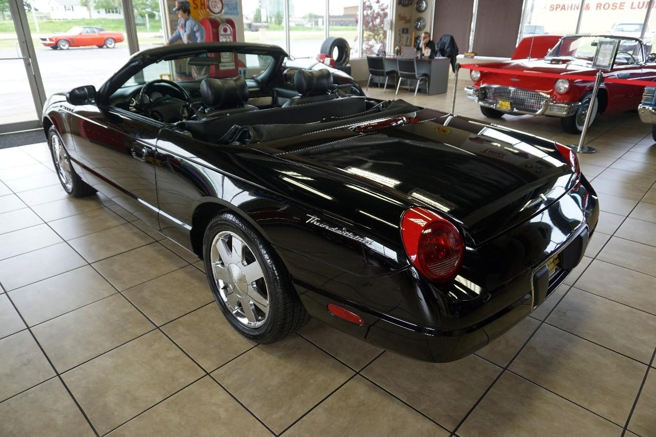 Ford Thunderbird  2003