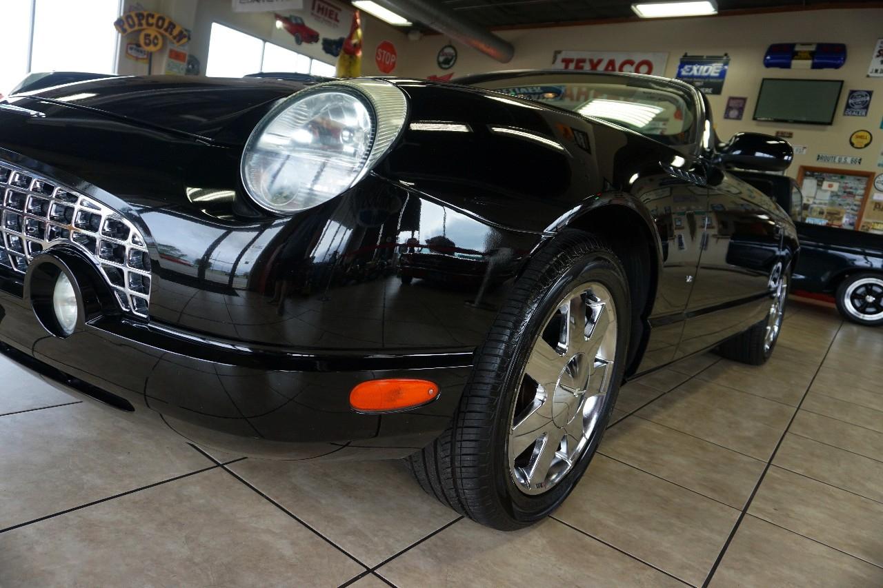 Ford Thunderbird  2003