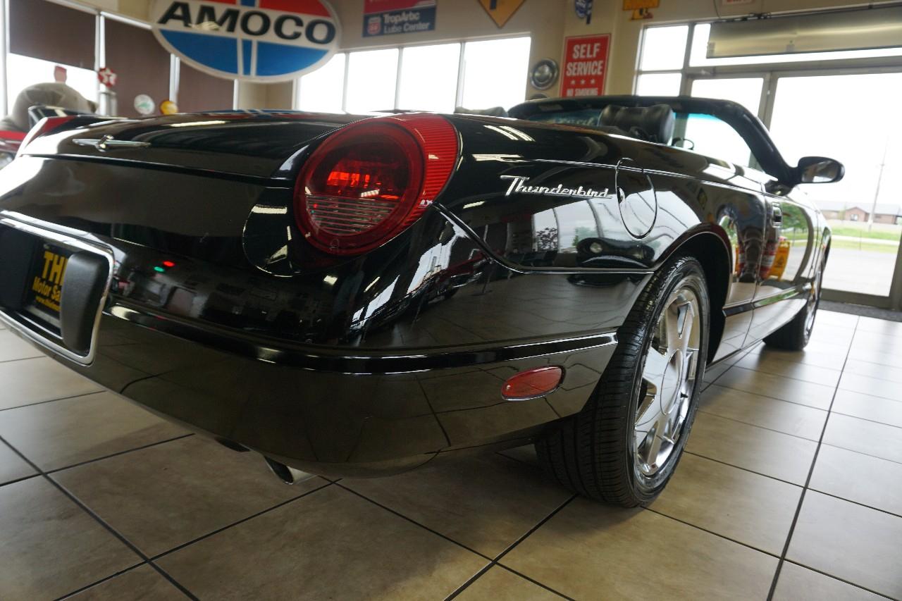 Ford Thunderbird  2003