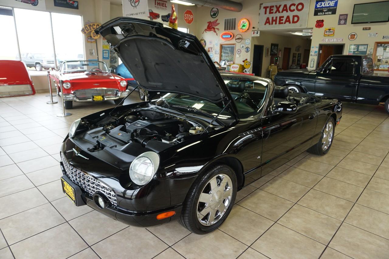 Ford Thunderbird  2003